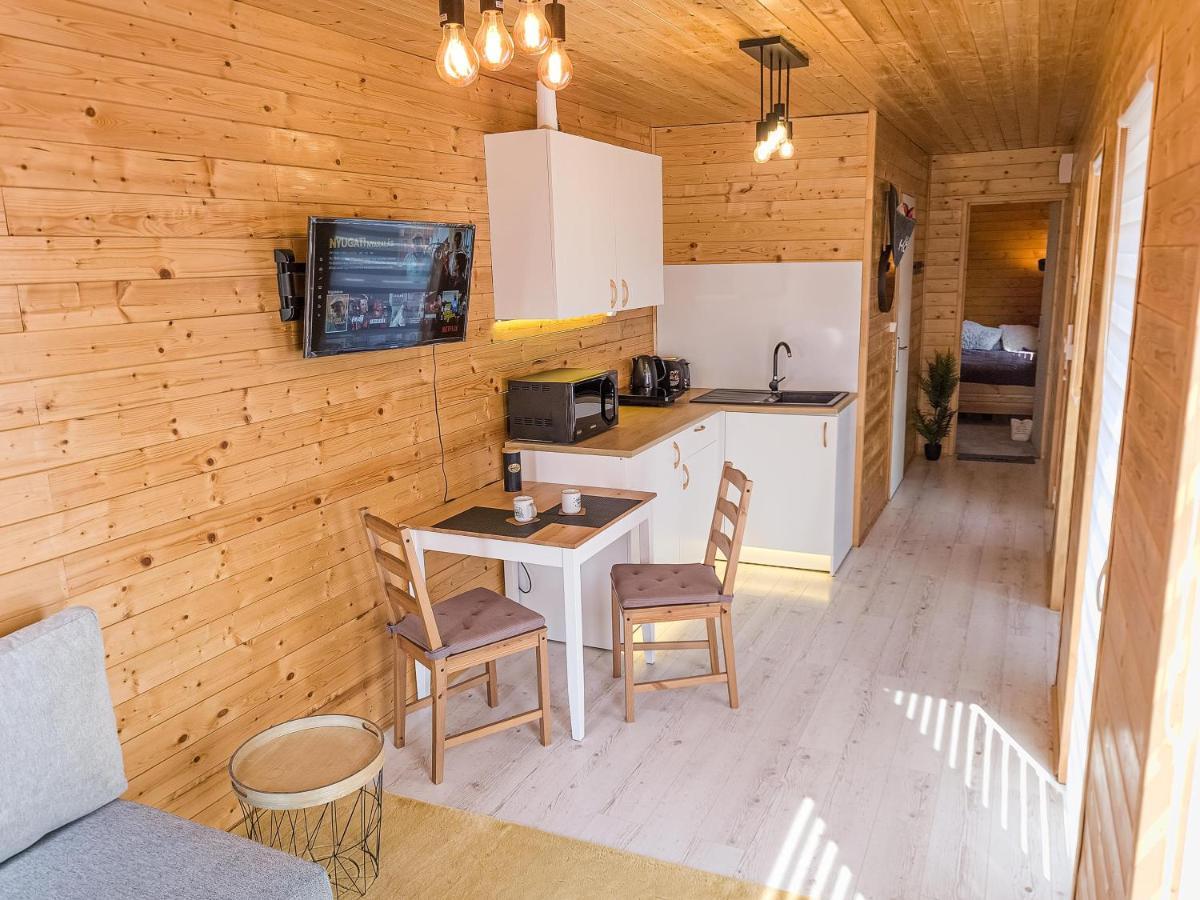 Cosa Nostra Apartman Sárvár Exteriör bild