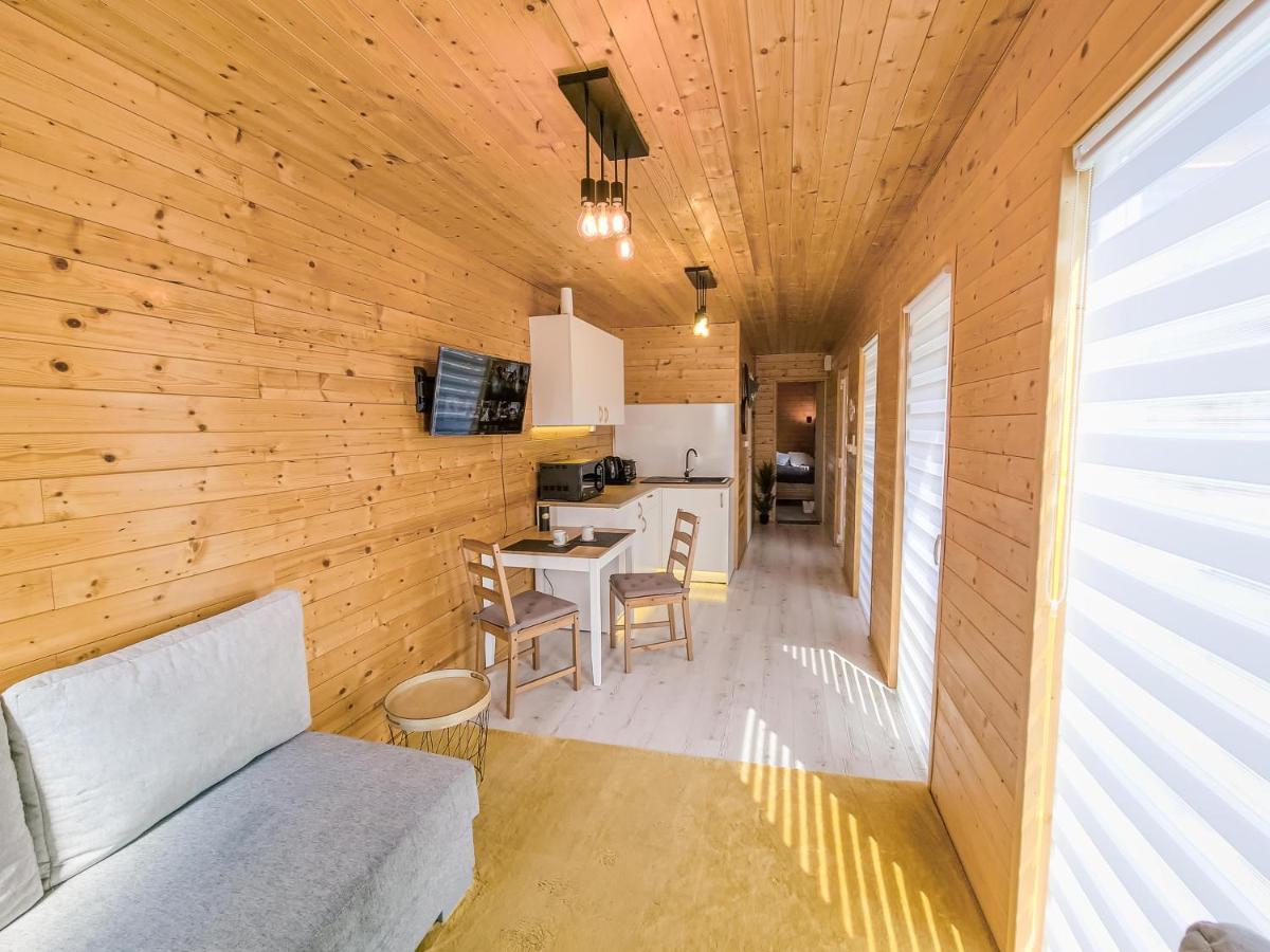 Cosa Nostra Apartman Sárvár Exteriör bild